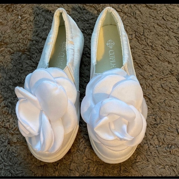 Girls Cuple slipon shoes 28 11c - Picture 2 of 2